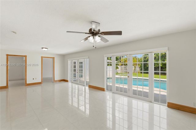 8197 W 14th Ct, Hialeah, FL 33014
