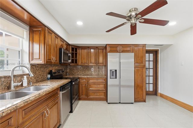 8197 W 14th Ct, Hialeah, FL 33014