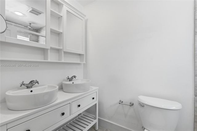 8197 W 14th Ct, Hialeah, FL 33014