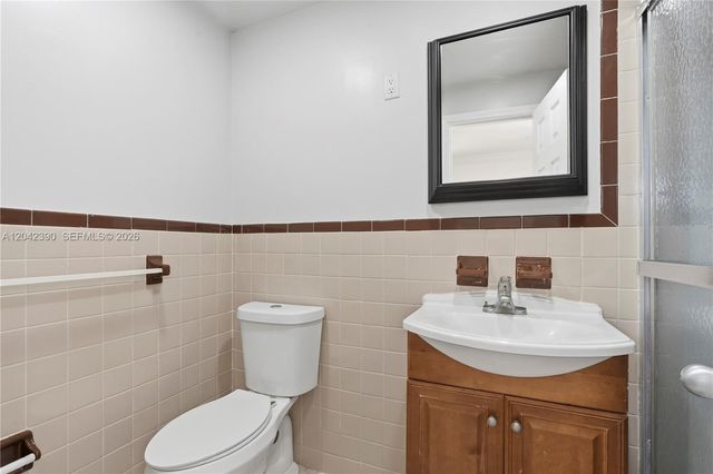 8197 W 14th Ct, Hialeah, FL 33014