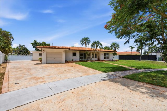 8197 W 14th Ct, Hialeah, FL 33014
