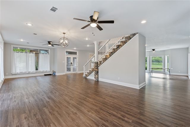 100 Plantation Lane, Batesville, AR 72501