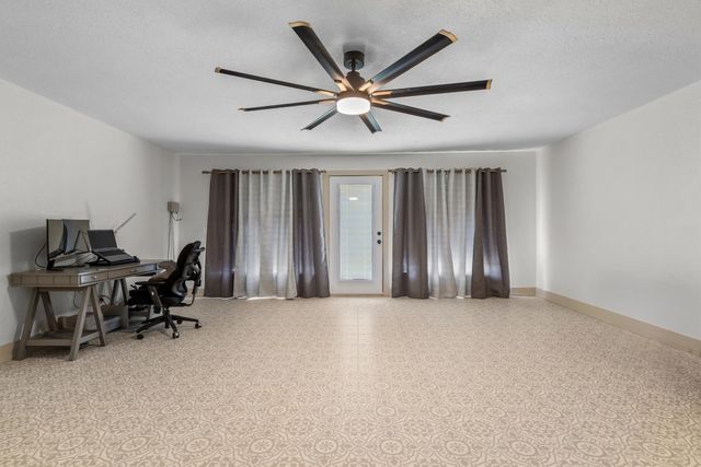 8 Live Oak Lane, Hickory Creek, TX 75065