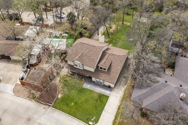 8 Live Oak Lane, Hickory Creek, TX 75065