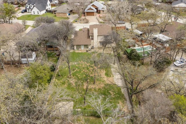 8 Live Oak Lane, Hickory Creek, TX 75065