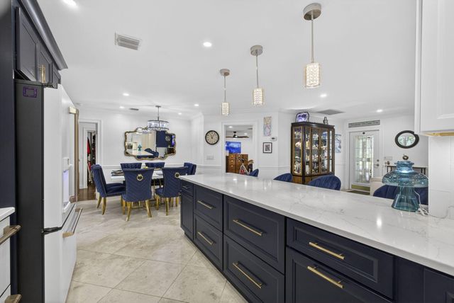 17152 W Sycamore Drive, Loxahatchee, FL 33470