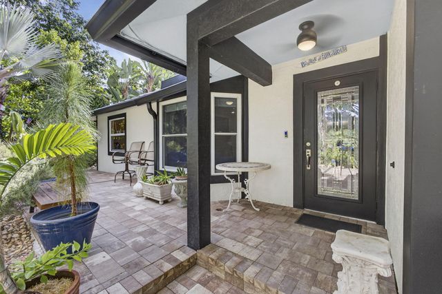 17152 W Sycamore Drive, Loxahatchee, FL 33470