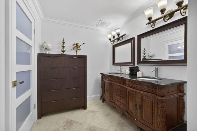 17152 W Sycamore Drive, Loxahatchee, FL 33470