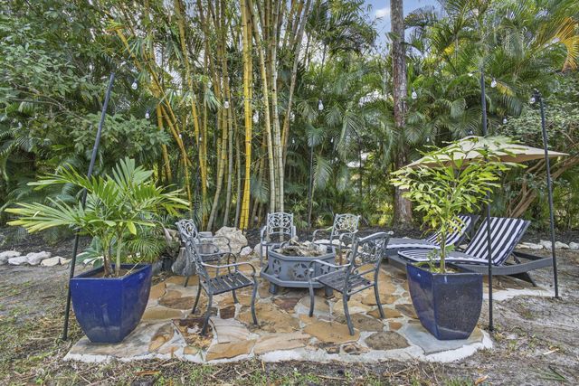 17152 W Sycamore Drive, Loxahatchee, FL 33470