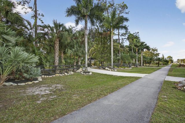 17152 W Sycamore Drive, Loxahatchee, FL 33470