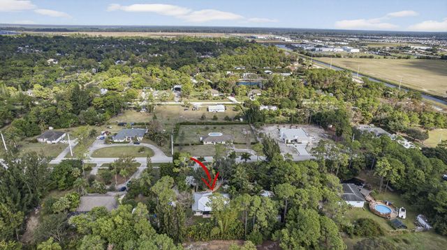 17152 W Sycamore Drive, Loxahatchee, FL 33470