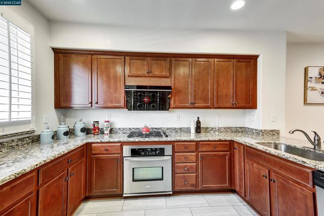 273 Sullivan Way, Hayward, CA 94541