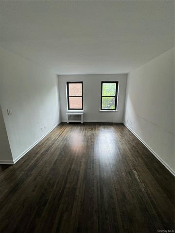 65 Old Mamaroneck Road 4R, White Plains, NY 10605
