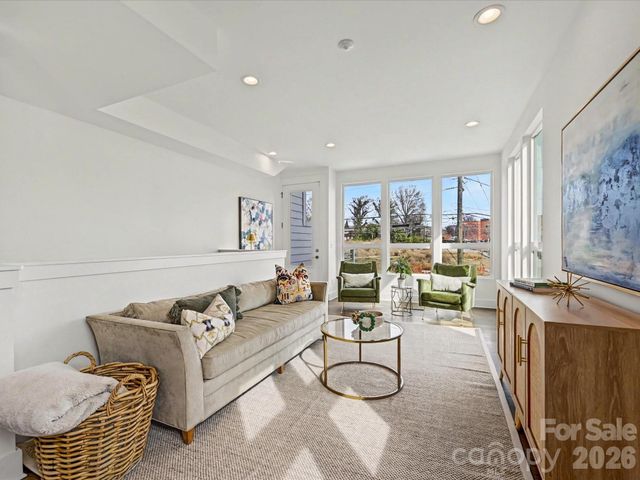 139 S Bruns Avenue, Charlotte, NC 28208