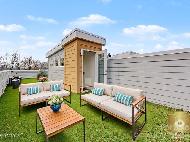 139 S Bruns Avenue, Charlotte, NC 28208