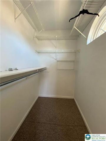 104 Freedom Court, Bethlehem Twp, PA 18020