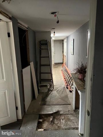 1101 MAGEE AVE, Philadelphia, PA 19111