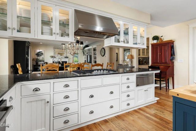 5130 Solliden Lane, La Canada Flintridge, CA 91011