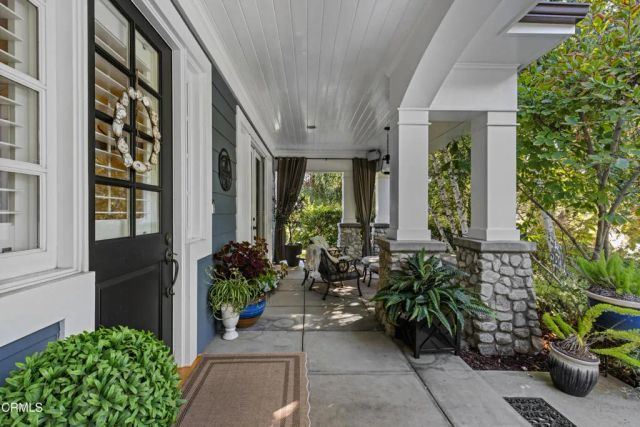 5130 Solliden Lane, La Canada Flintridge, CA 91011
