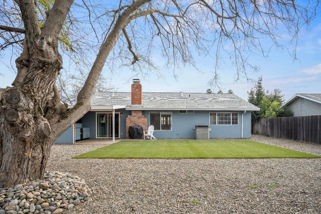 3613 Winthrop Ct, North Highlands, CA 95660