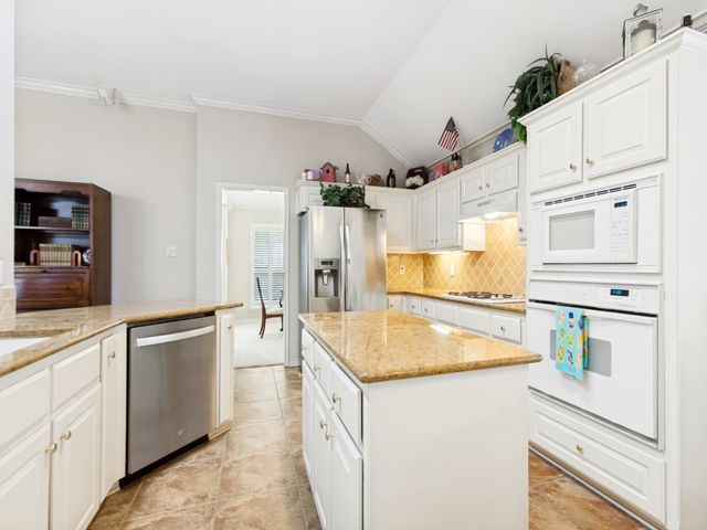 609 Weeping Willow Road, Garland, TX 75044