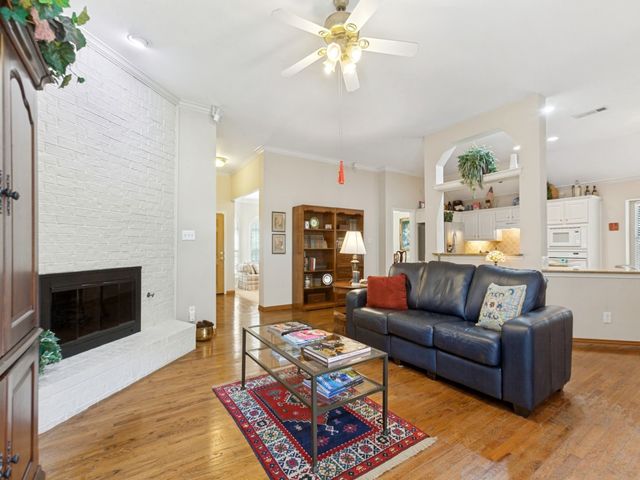 609 Weeping Willow Road, Garland, TX 75044