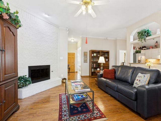 609 Weeping Willow Road, Garland, TX 75044