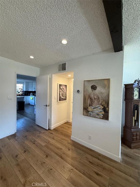 Image 18 of property listing at 20027 Community, Winnetka, CA 91306