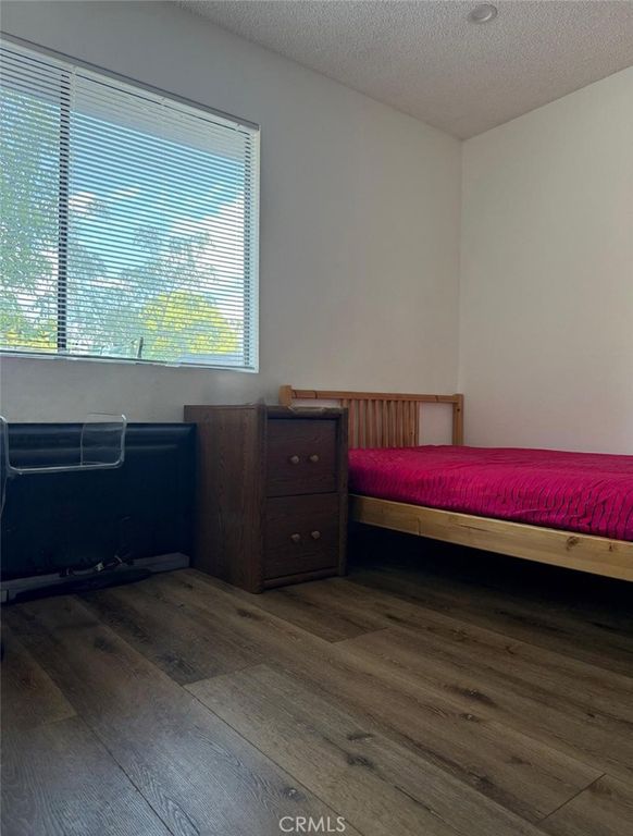 Image 20 of property listing at 20027 Community, Winnetka, CA 91306