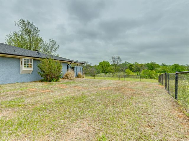4418 S May Avenue, Newcastle, OK 73065