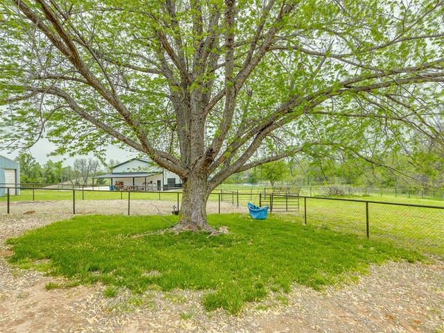 4418 S May Avenue, Newcastle, OK 73065
