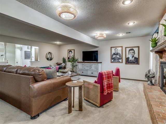 4418 S May Avenue, Newcastle, OK 73065