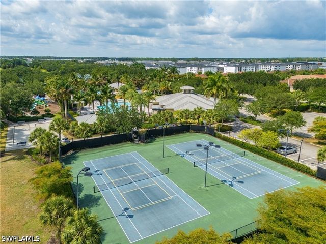 2271 Heydon CIR W, Naples, FL 34120