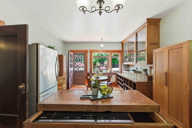 211 Glen Ridge Avenue, Los Gatos, CA 95030