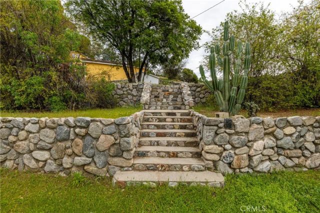 7444 Tranquil Drive, Tujunga, CA 91042