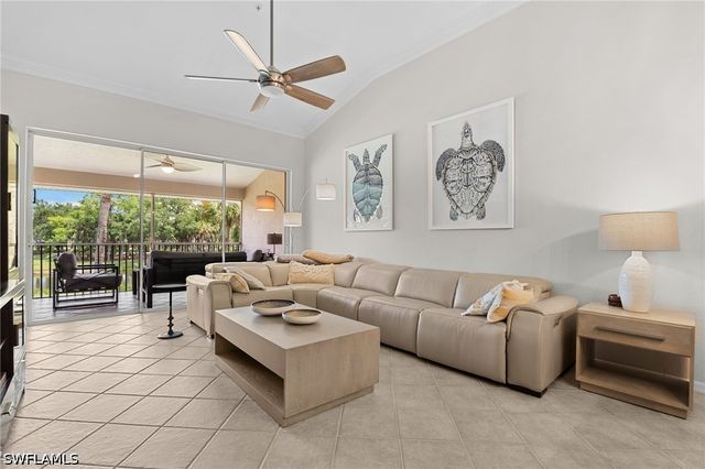 1930 Willow Bend CIR 201, Naples, FL 34109