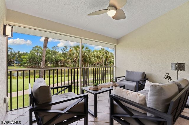 1930 Willow Bend CIR 201, Naples, FL 34109