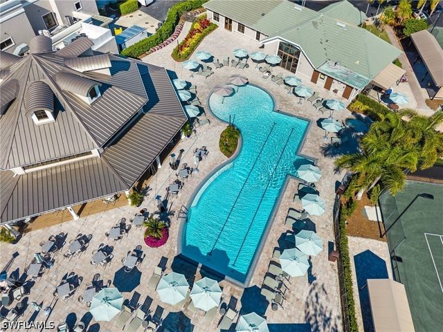 1930 Willow Bend CIR 201, Naples, FL 34109