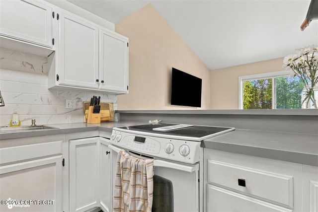 7230 Durenda Circle, Anchorage, AK 99507