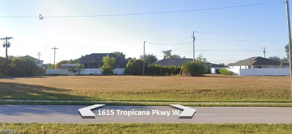 1615 Tropicana PKWY W, Cape Coral, FL 33993