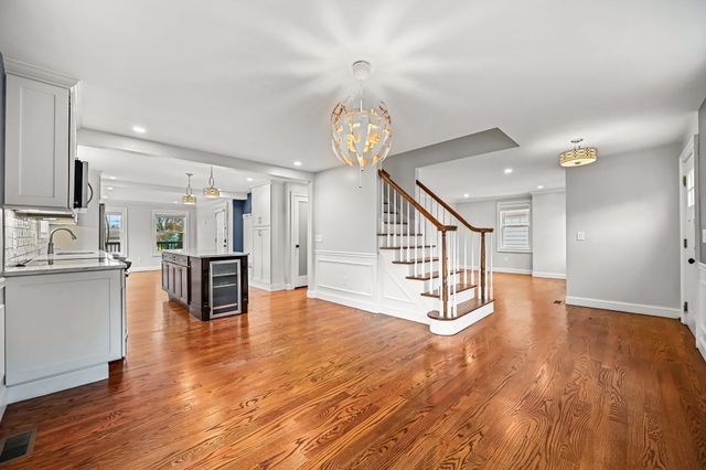 51 Country Road, Fairfield, CT 06824