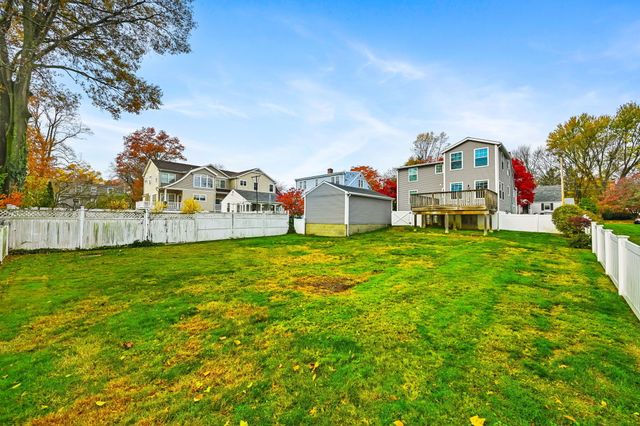 51 Country Road, Fairfield, CT 06824