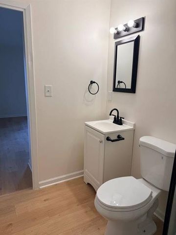 8613 E 92nd Terrace, Kansas City, MO 64138