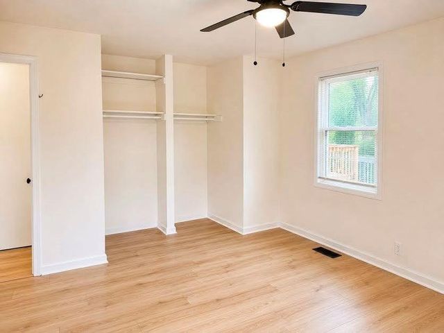 8613 E 92nd Terrace, Kansas City, MO 64138