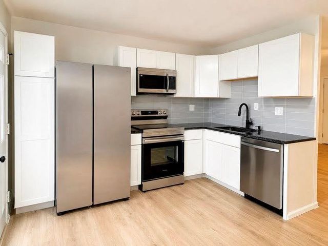 8613 E 92nd Terrace, Kansas City, MO 64138
