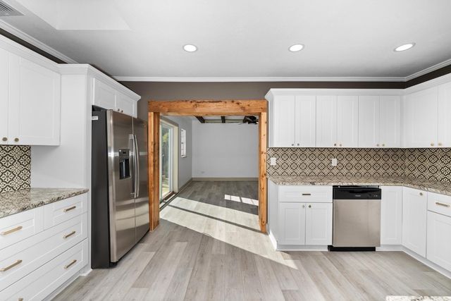 7490 LOCUST STREET NE, St Petersburg, FL 33702