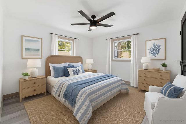 7490 LOCUST STREET NE, St Petersburg, FL 33702