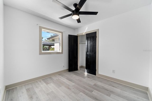 7490 LOCUST STREET NE, St Petersburg, FL 33702