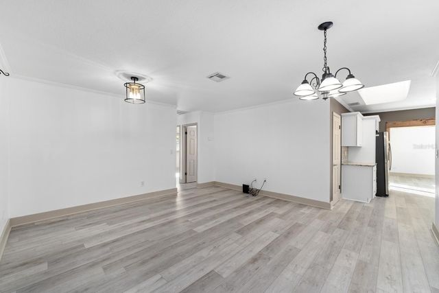 7490 LOCUST STREET NE, St Petersburg, FL 33702