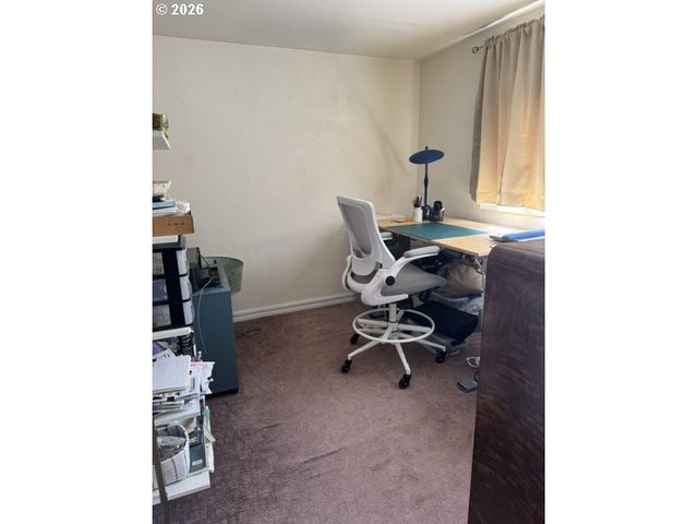 488 WALNUT Ln, Eugene, OR 97401